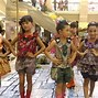 Model Fashion Show Anak Perempuan